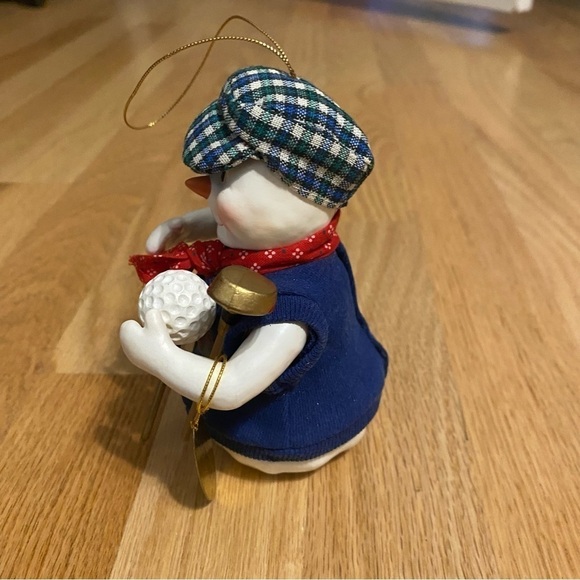Clothtique Possible Dreams Chip Frozengreen Snowman Golfer Ornament NEW - Picture 5 of 8